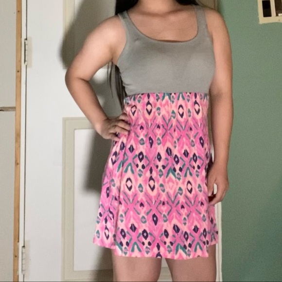 Dress - Picture 2 of 3